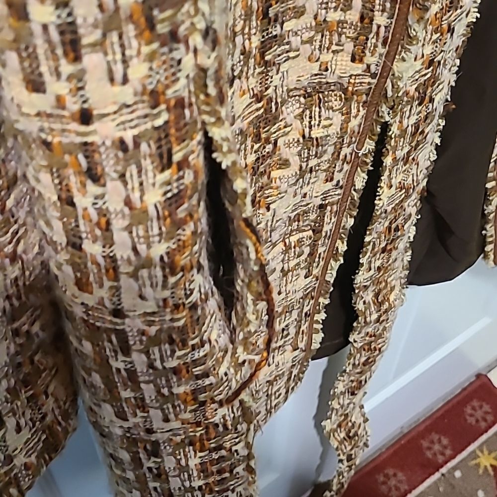 Ladies Small Worth lined Coat - Picture 7 of 14